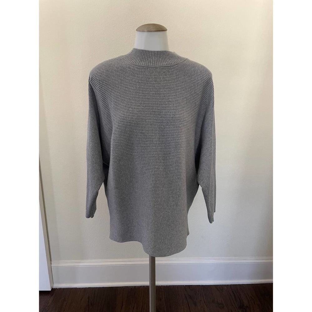 Vince Camuto Grey Ribbed Top - Size Large